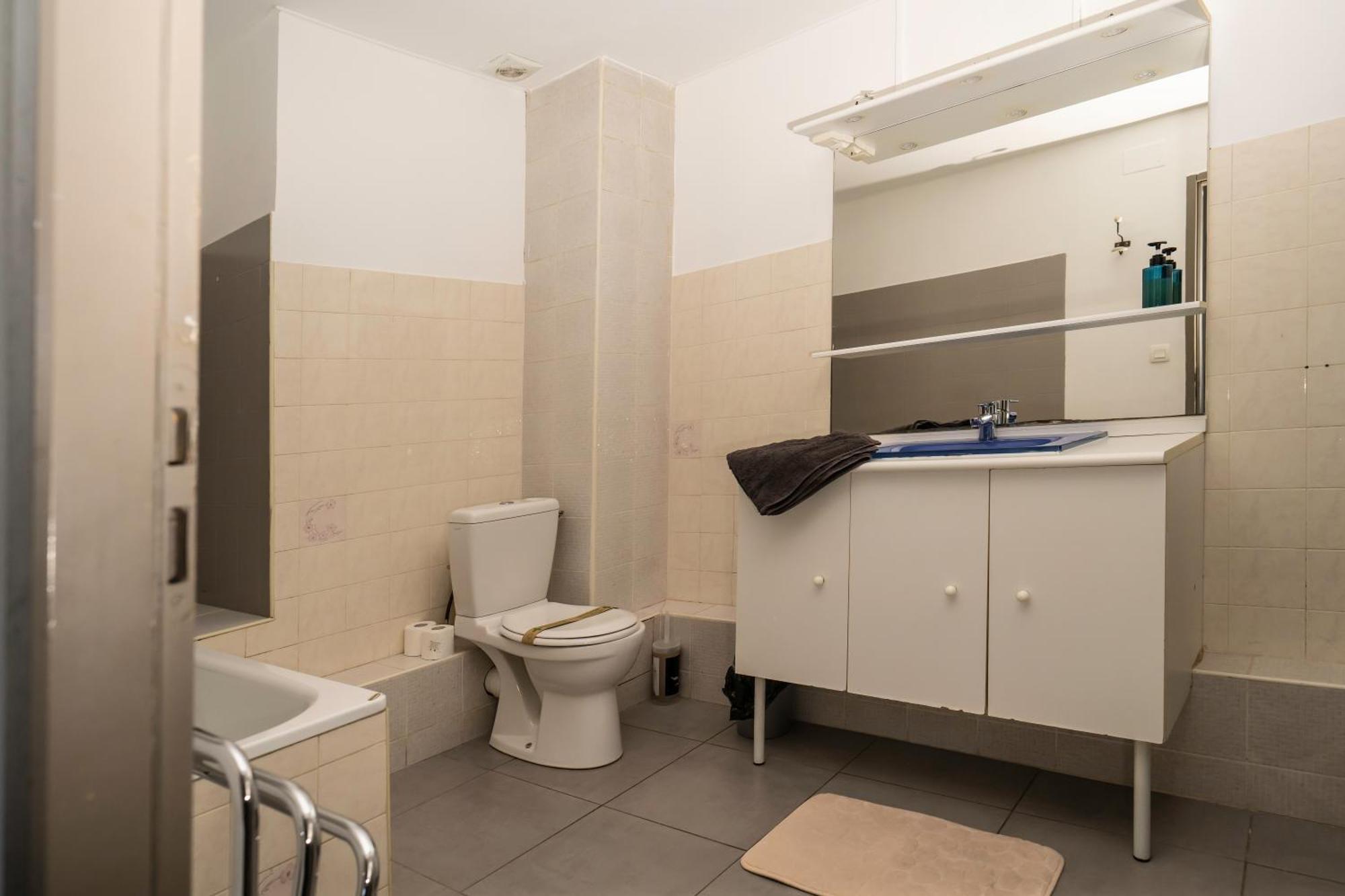 "Evasion"-Meuble De Tourisme 3 Etoiles -Residence "Les Logis De Beziers"-Garage Optionnel-Coeur De Ville-Plages A 16Km ! Екстериор снимка